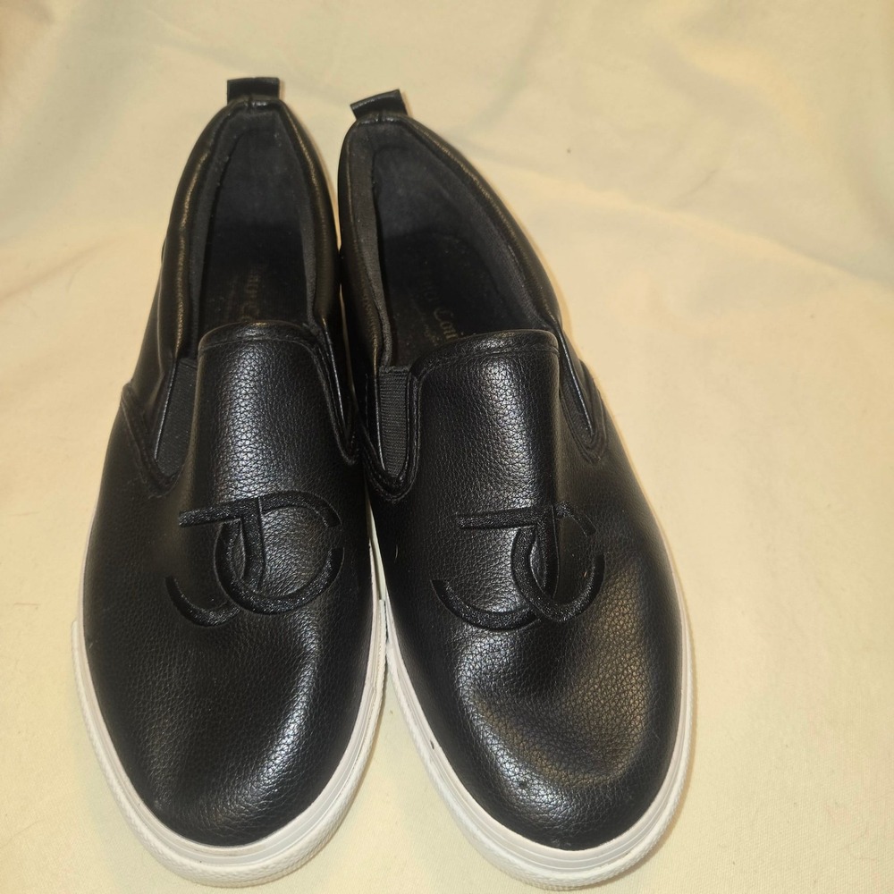Juicy Couture Congrats Womens Shoes Slip on Sneakers size 6 M Black White soles